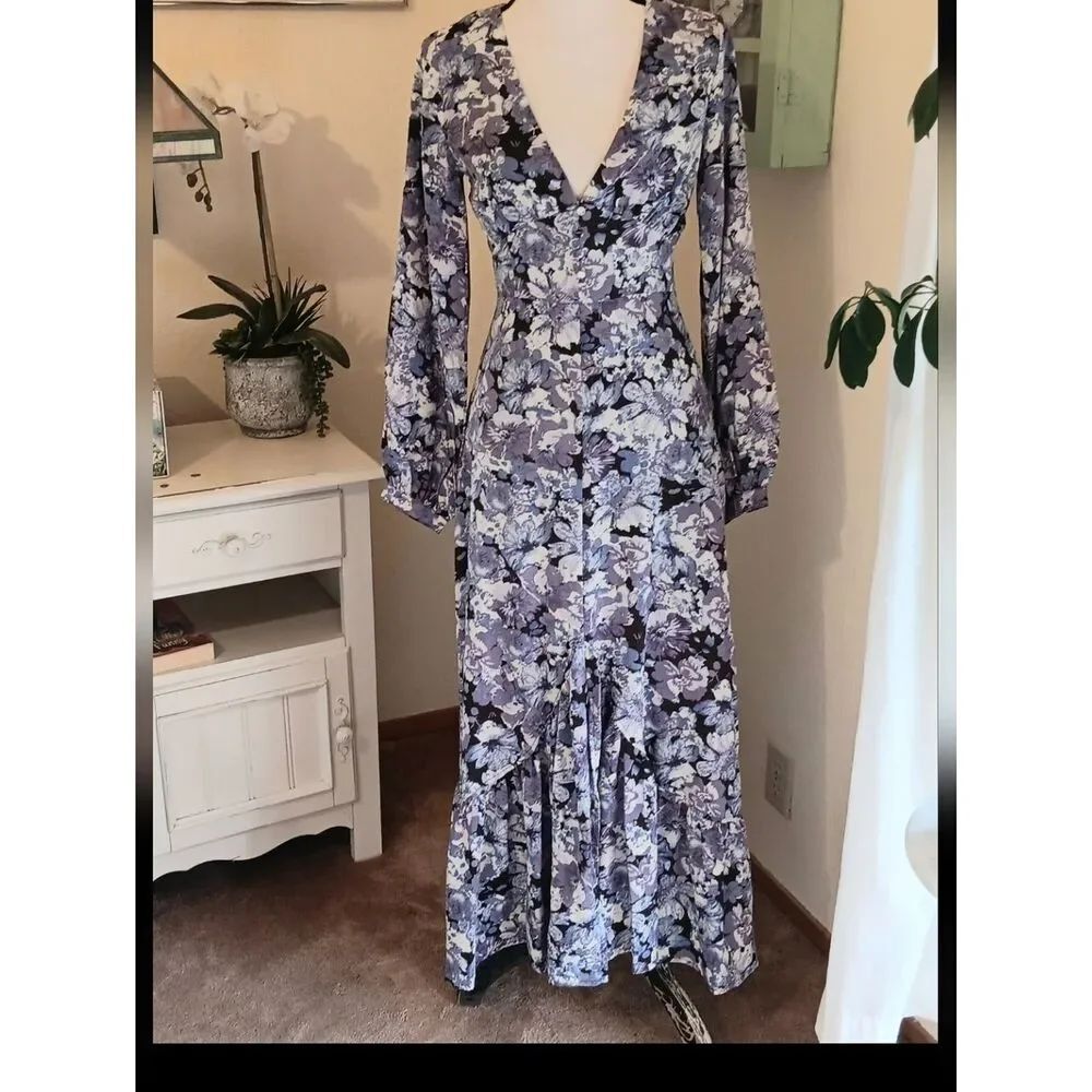 NWT Fate Lavender and Gray Floral Maxi Dress. Bohemian. Wedding Guest.